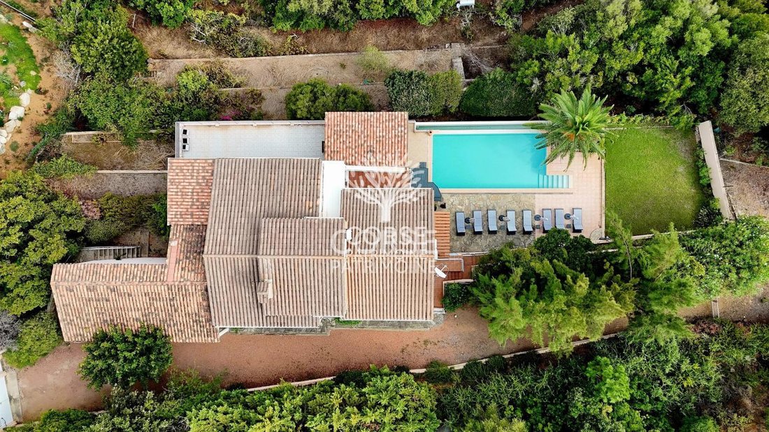 Villa in Sari-Solenzara, Corsica, France 2 - 16054055