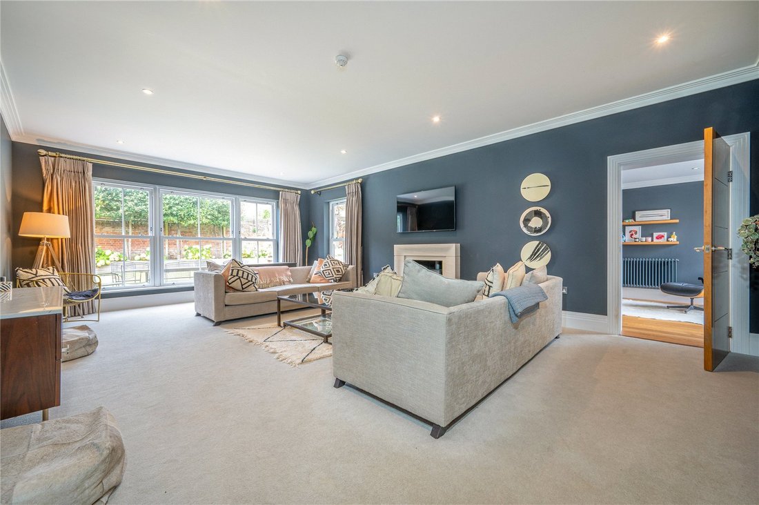 House in Henley, England 5 - 18985661