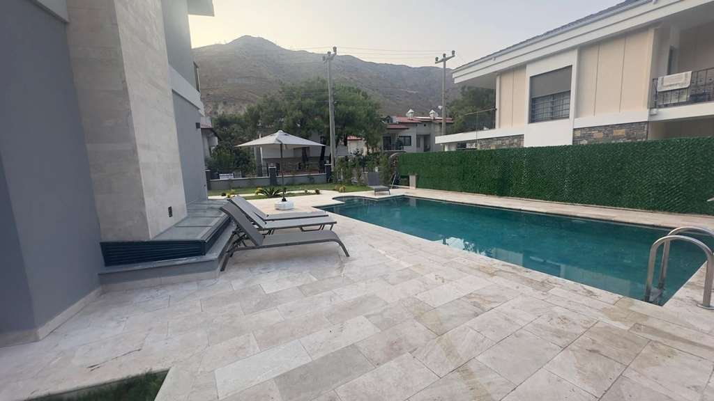 Villa in İçmeler, Muğla, Turkey 3 - 18985576