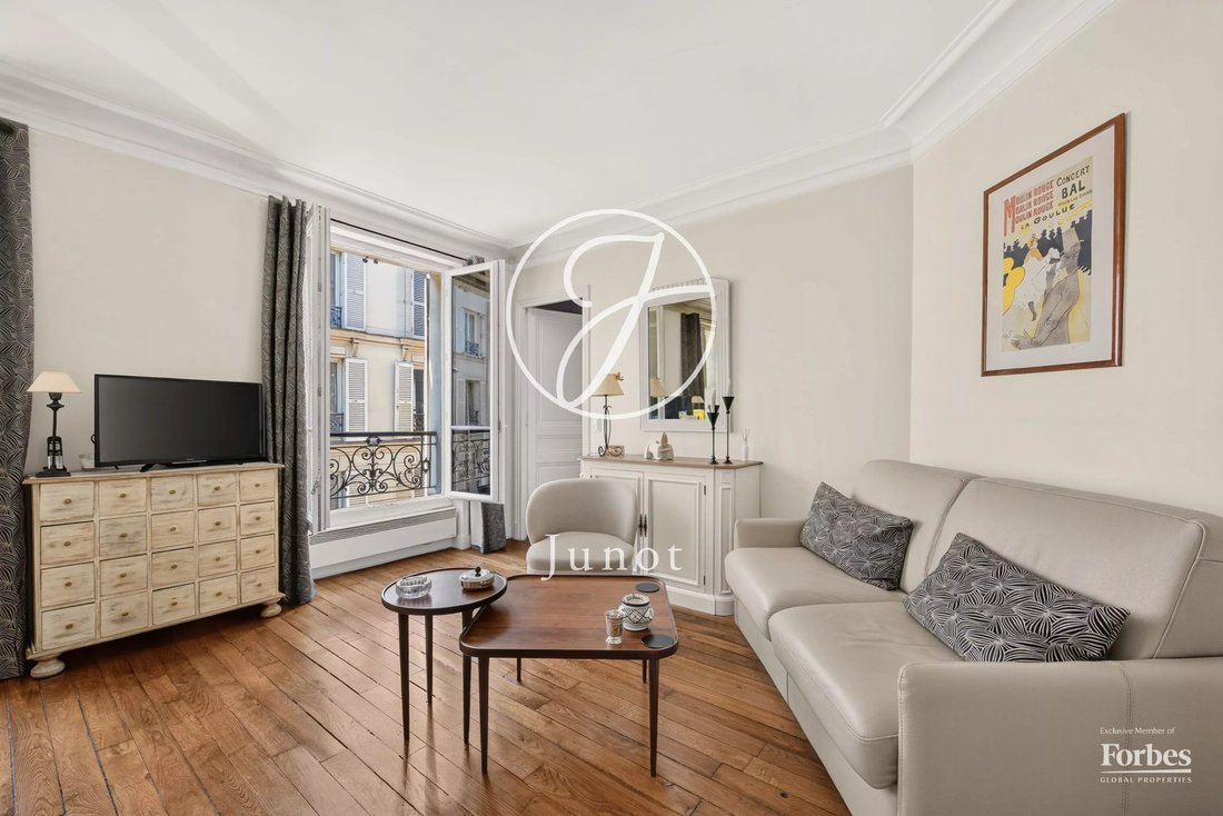 Apartment in Batignolles-Cardinet, Paris 17e Arrondissement, Paris 5 - 18985632