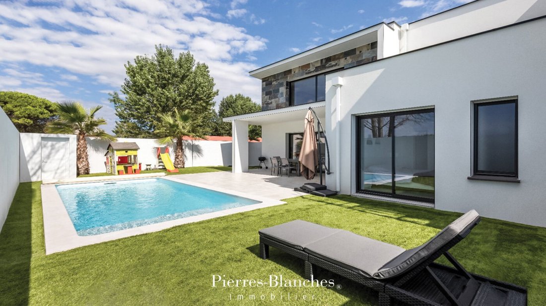 Villa in Cooperative, Agde, France 2 - 18986045