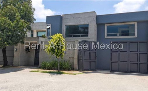 House in Naucalpan de Juárez, State of Mexico, Mexico 1