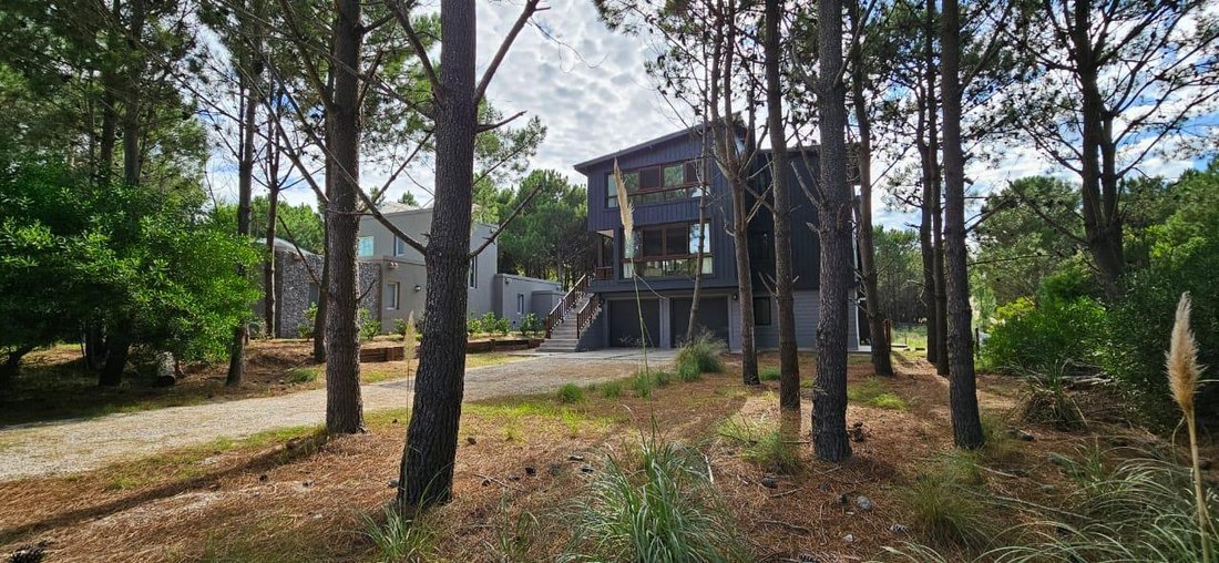 House in Pinamar, Buenos Aires Province, Argentina 5 - 18984102