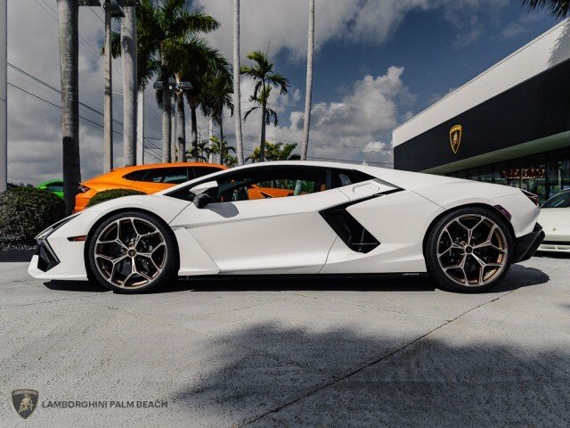 Coupe in Palm Beach, FL, United States 2 - 18986003