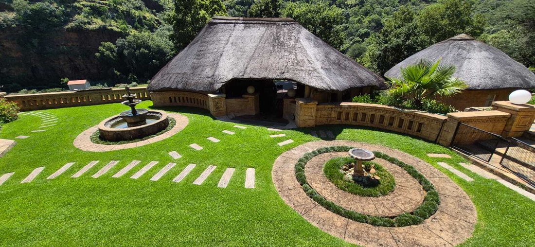 Farm Ranch in Groot Marico, North West, South Africa 1 - 18986888