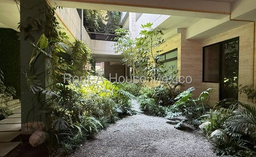 House in Naucalpan de Juárez, State of Mexico, Mexico 1
