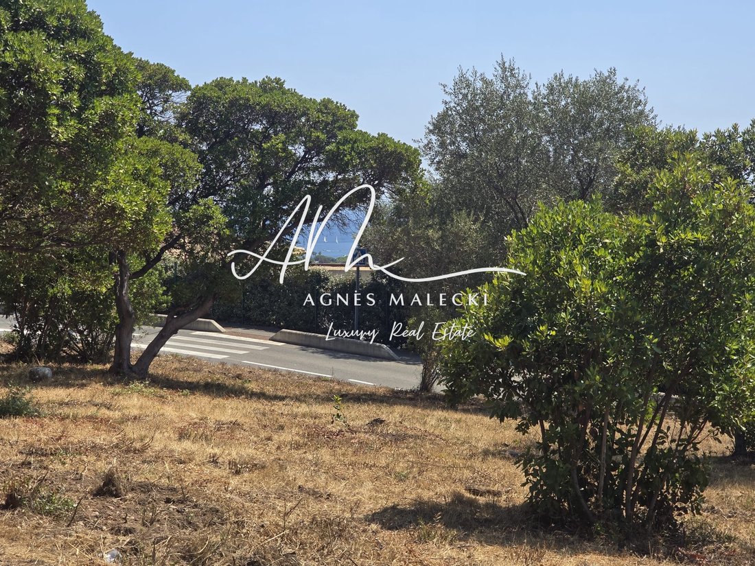 Terreno en Nord, Cavalaire-sur-Mer, Francia 1 - 18633841