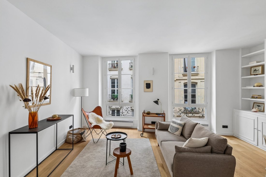 Apartment in Saint Germain des Prés, Paris 6e Arrondissement, Paris 2 - 18985721