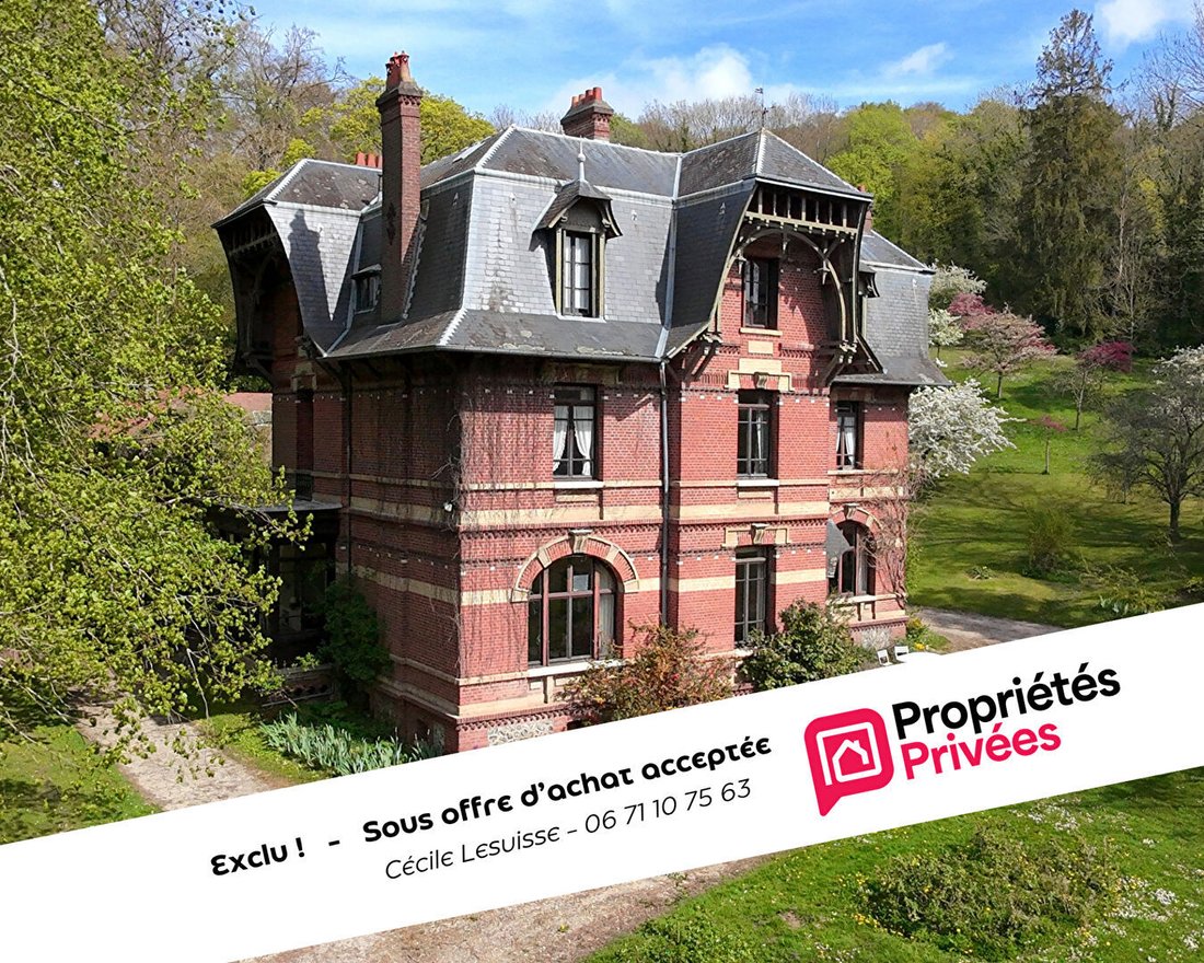 Villa in Centre Ville, Lillebonne, France 1 - 17954547