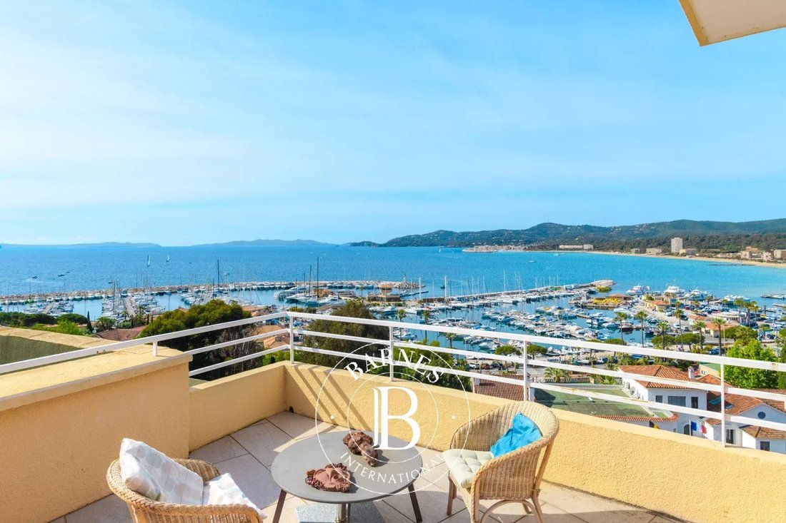 Apartment in Le Lavandou, Provence-Alpes-Côte d'Azur, France 1 - 18984830