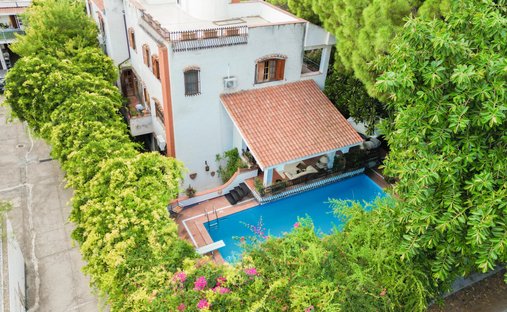 Villa in Partanna, Palermo, Italy 1