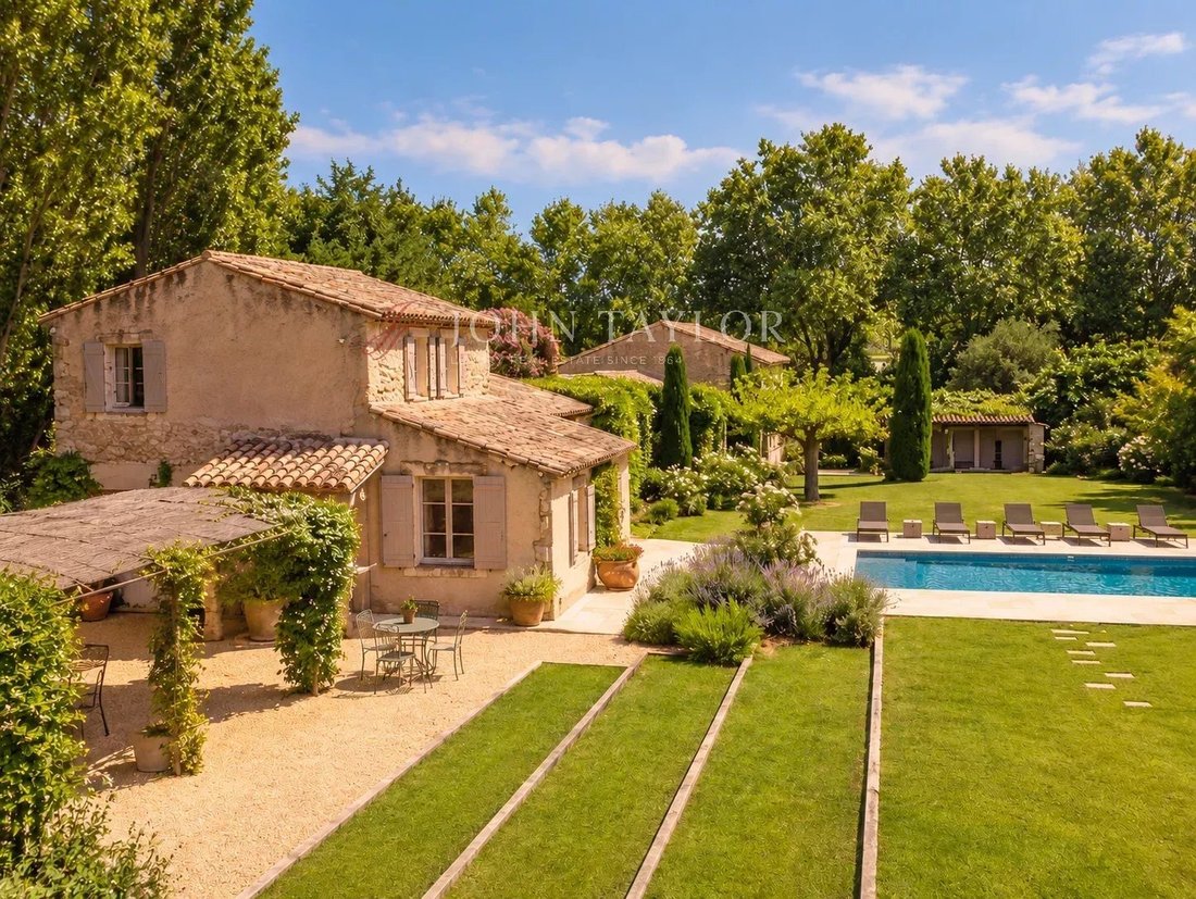 Country House in Eygalières, Provence-Alpes-Côte d'Azur, France 1 - 18986031
