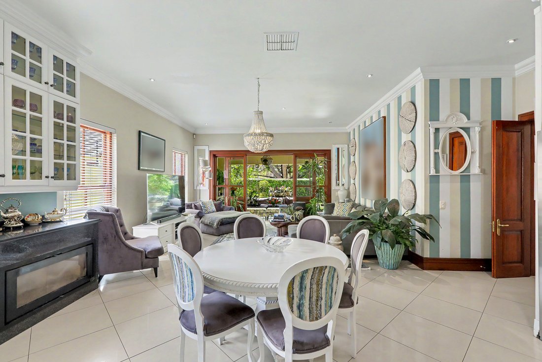 House in Bryanston, Gauteng, South Africa 5 - 18550208