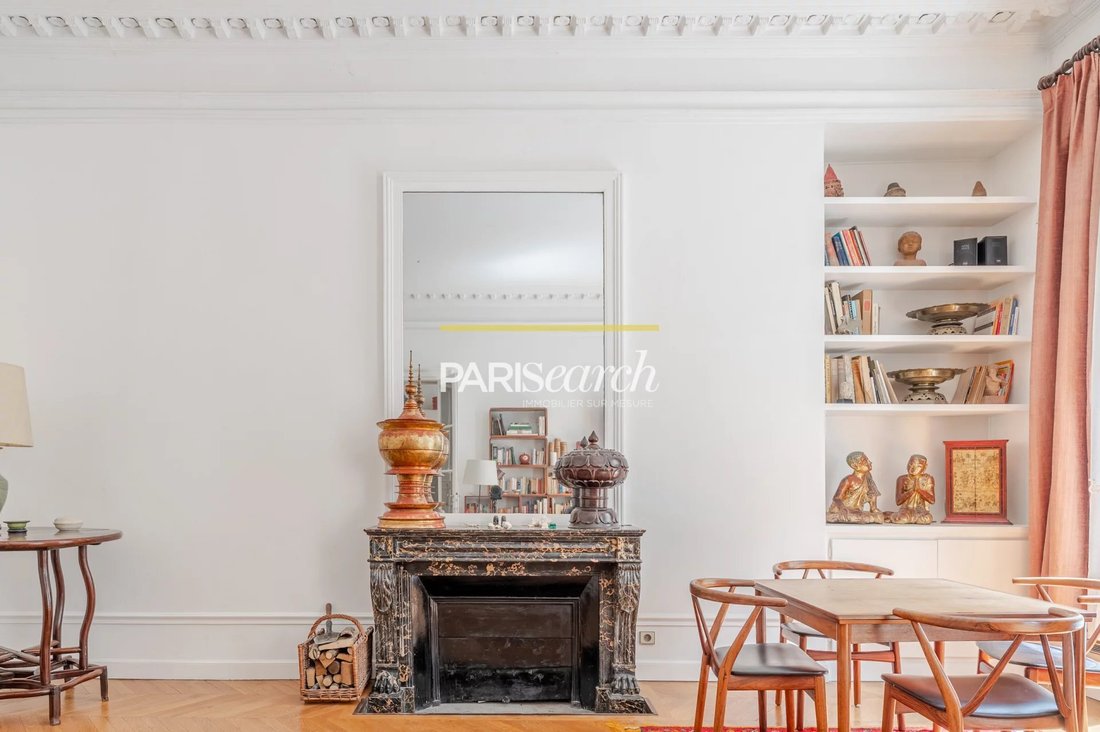 Apartment in Saint Thomas d'Aquin, Paris 7e Arrondissement, Paris 2 - 18985669