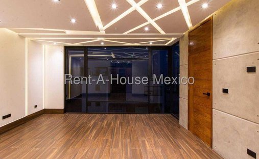 House in Ciudad López Mateos, State of Mexico, Mexico 1