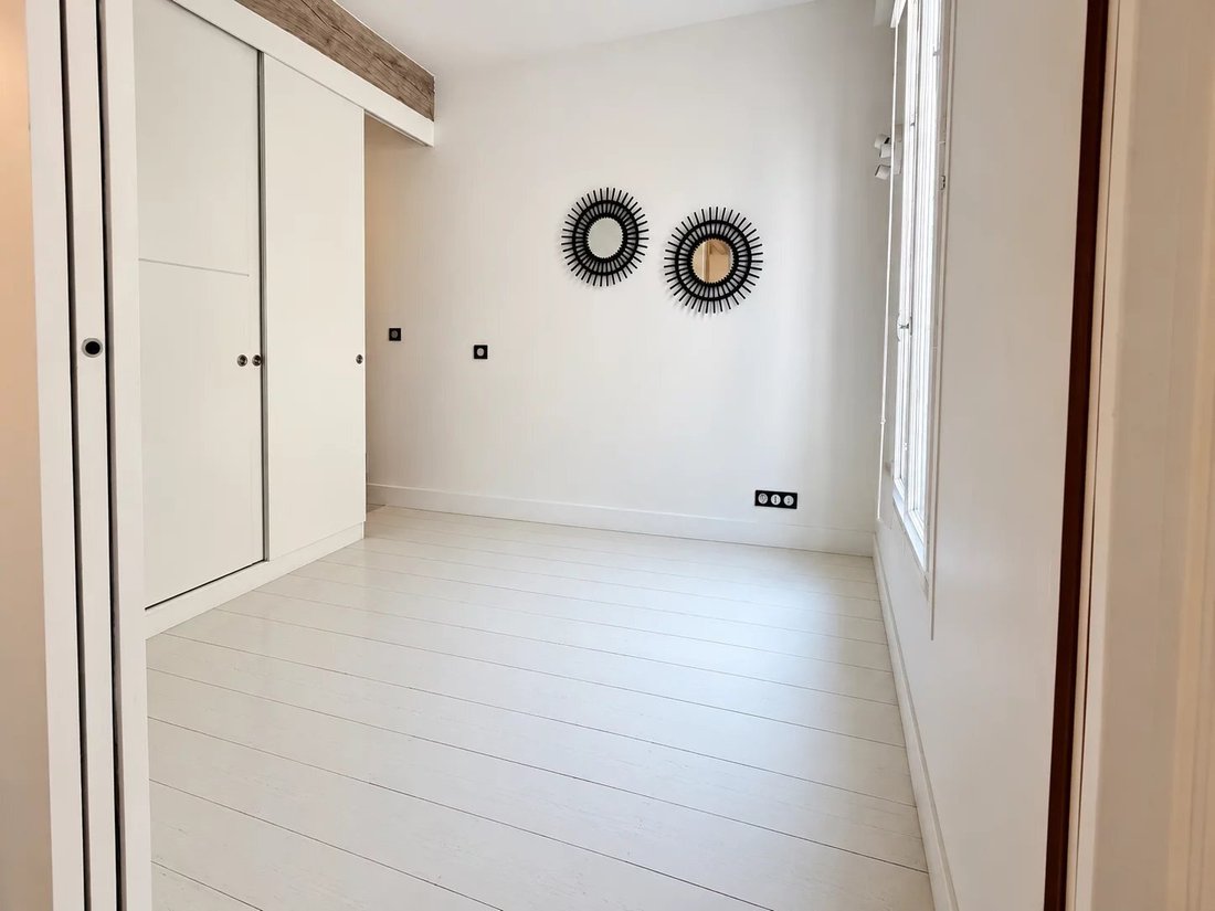 Appartamento a San Germain des Prés, Paris 6e Arrondissement, Parigi 5 - 18984803