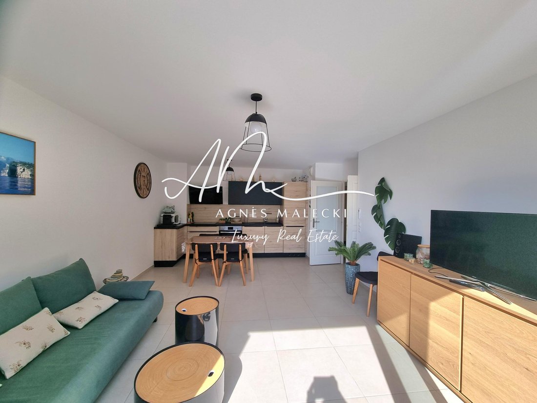 Apartment in Nord, Cavalaire-sur-Mer, France 3 - 17684068