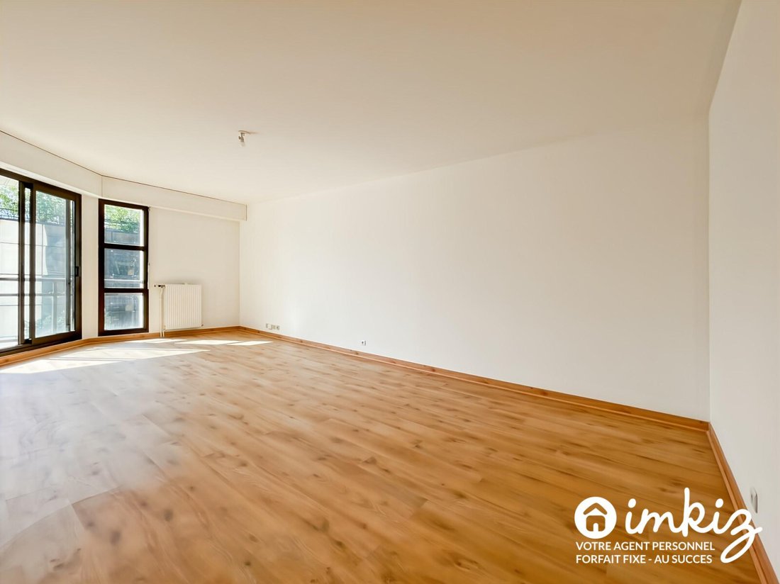 Apartment in Front de Seine, Levallois-Perret, France 3 - 18984849