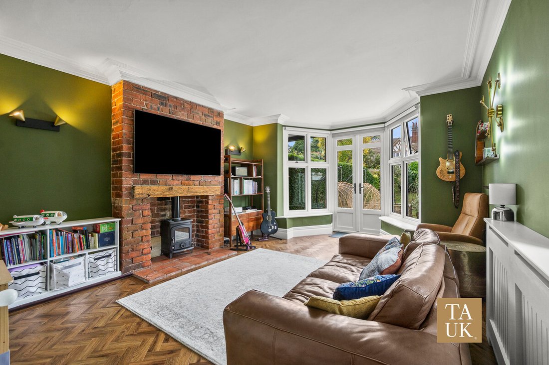 House in Shrewsbury, England 3 - 18986006