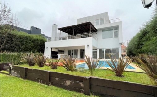 House in Rincón de Milberg, Buenos Aires Province, Argentina 1