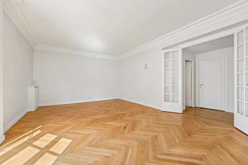 Apartment in La Plaine des Sablons, Neuilly-sur-Seine, France 3 - 17686552