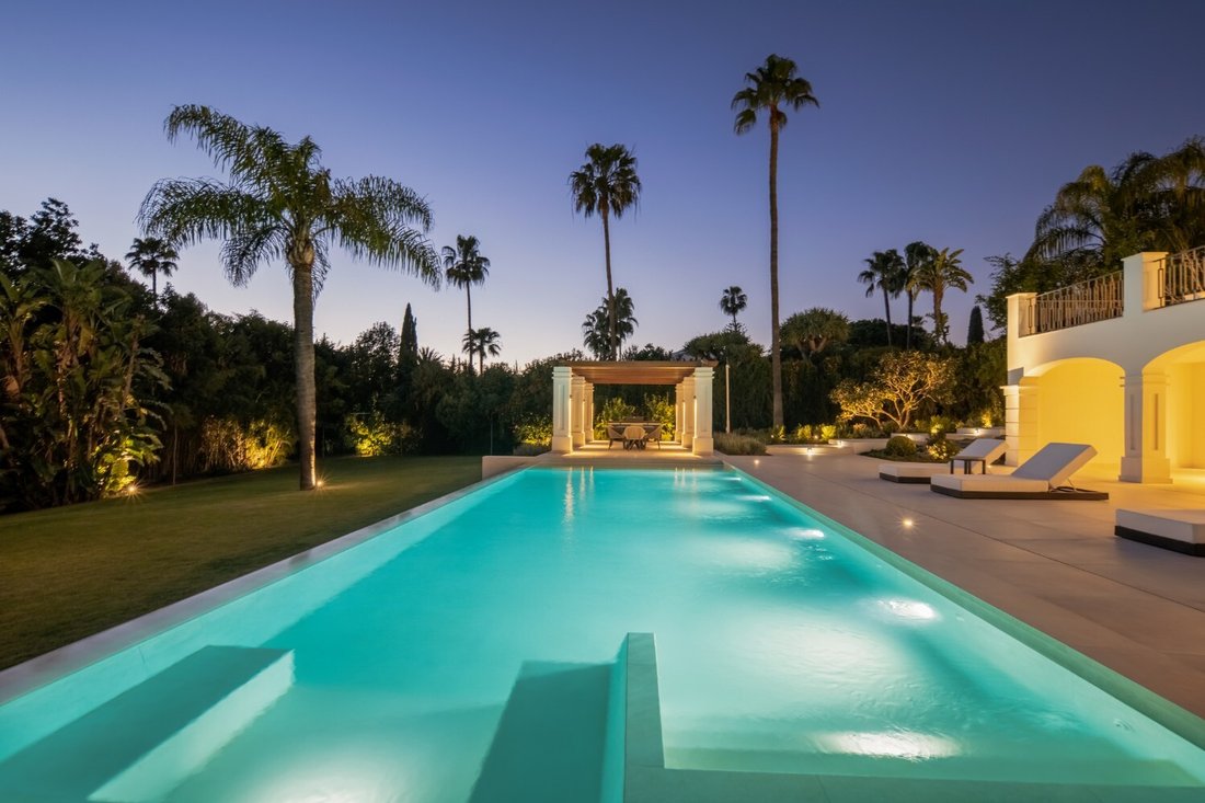 Villa in Nueva Andalucia, Marbella, Spain 4 - 18985879