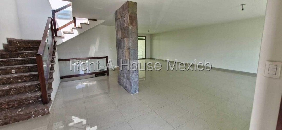 House in Naucalpan de Juárez, State of Mexico, Mexico 1 - 18984462