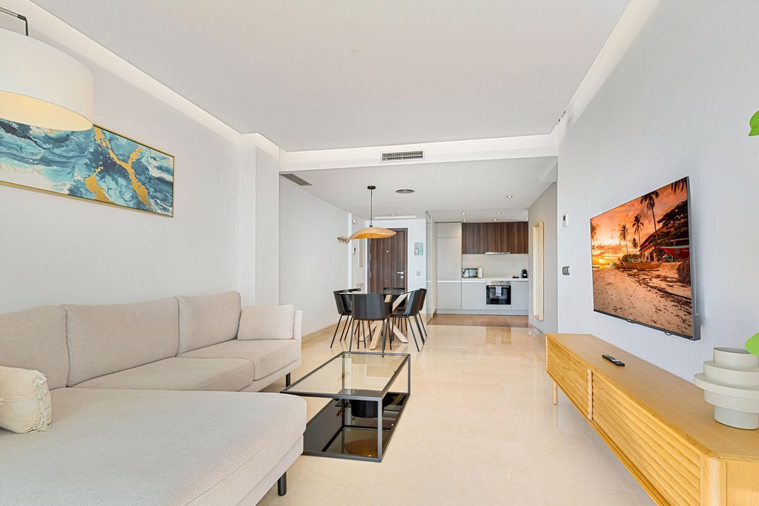 Apartment in San Pedro de Alcantara, Andalusia, Spain 5 - 18985639