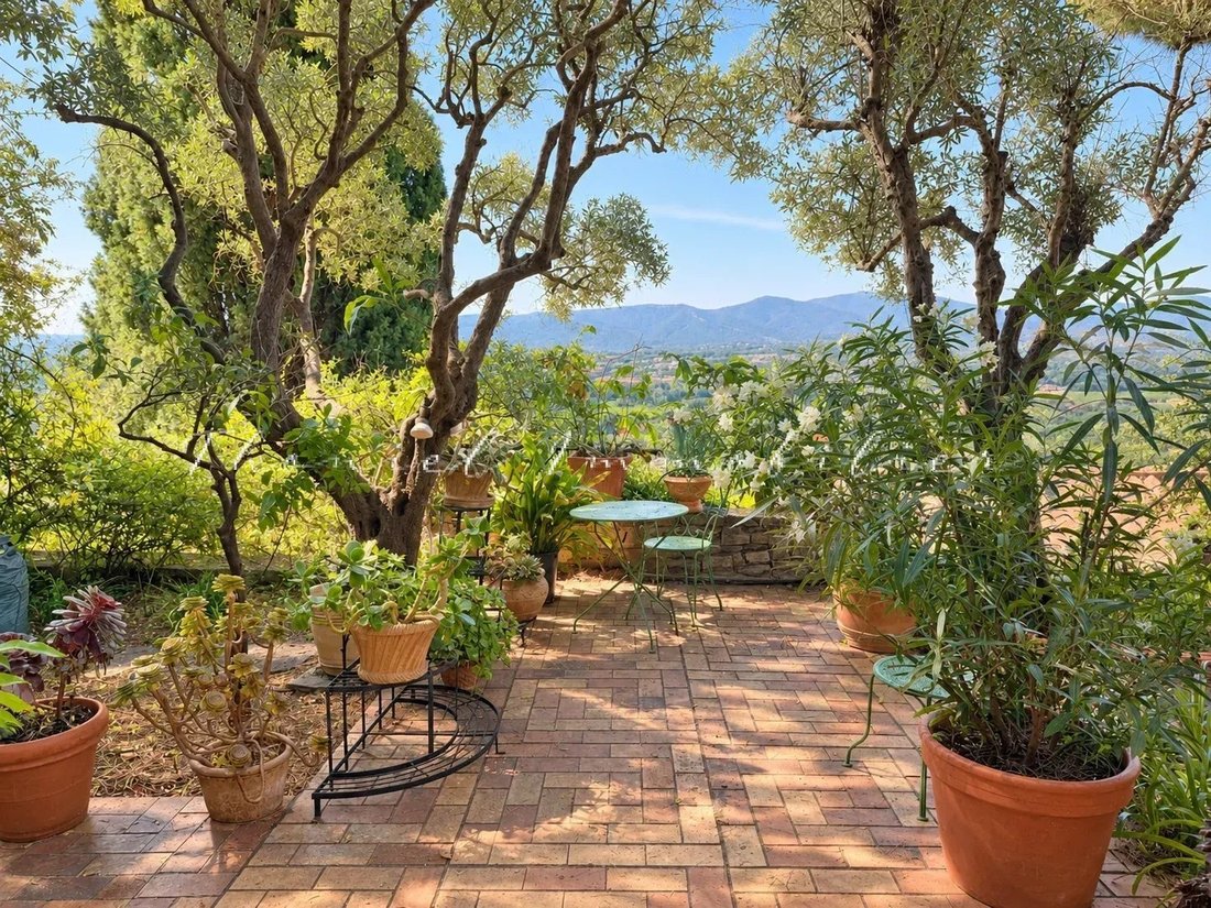 Maison à Grimaud, Provence-Alpes-Côte d'Azur, France 2 - 18337549
