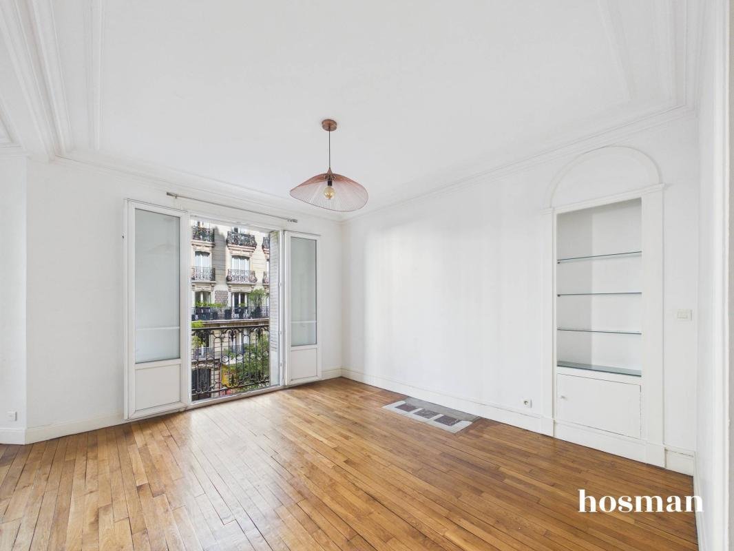 Apartment in Secrétan, Paris 19e Arrondissement, Paris 3 - 18986347