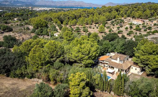 Villa in Alcúdia, Balearische Inseln, Spanien 1