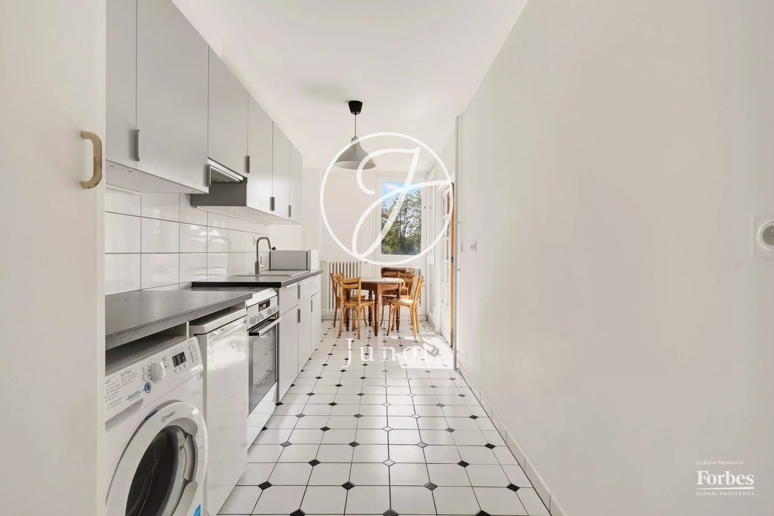 Apartment in Montreuil, Versailles, France 4 - 18984709