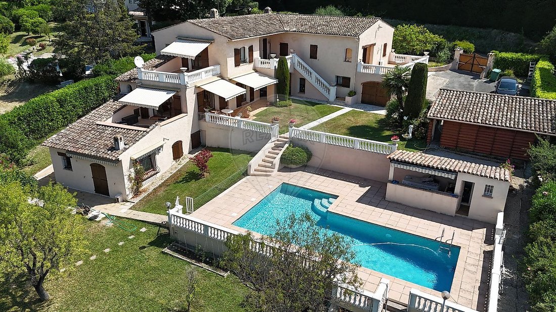 Casa a Saint-Paul-de-Vence, Provenza-Alpi-Costa Azzurra, Francia 1 - 18986470
