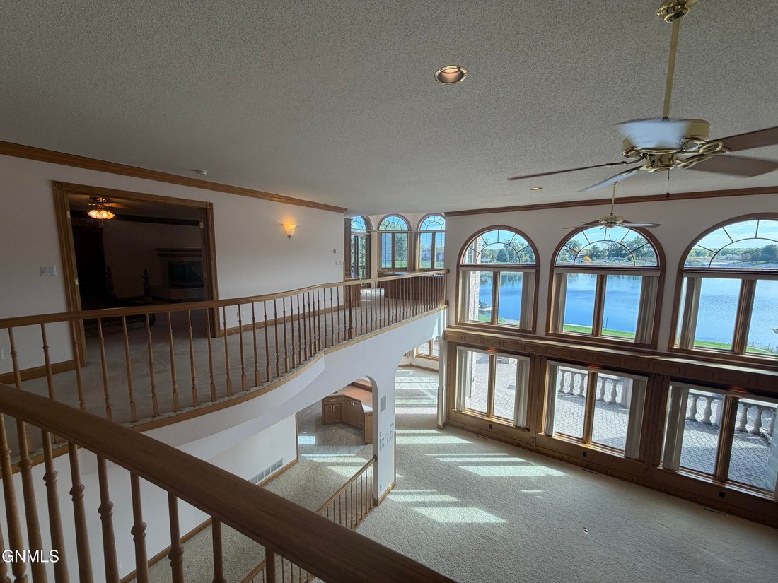House in Mandan, North Dakota, United States 5 - 18986733