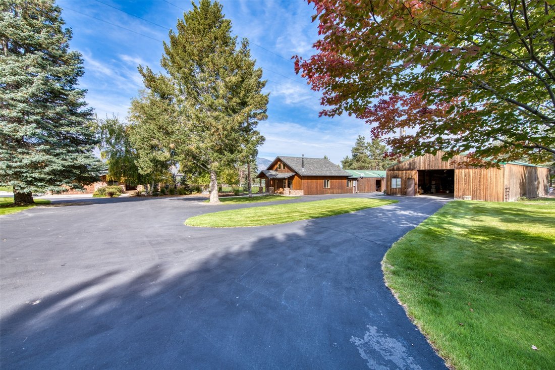 House in Hamilton, Montana, United States 2 - 18984131