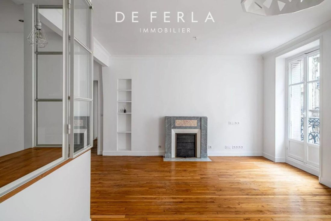 Apartment in Jean Moulin-Porte d'Orléans, Paris 14e Arrondissement, Paris 2 - 18986262