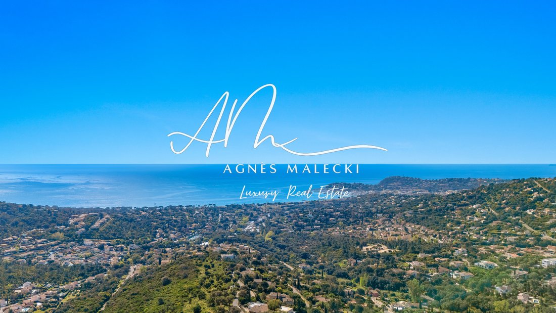 Estate in Nord, Cavalaire-sur-Mer, France 2 - 17654326