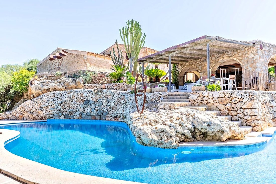 Finca in Sant Llorenc des Cardassar, Balearic Islands, Spain 4 - 18985668