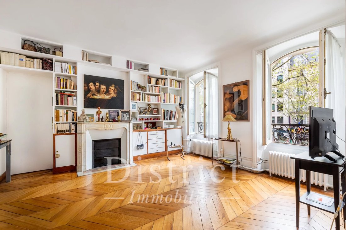 Apartment in Hoche-Friedland, Paris 8e Arrondissement, Paris 1 - 18985862