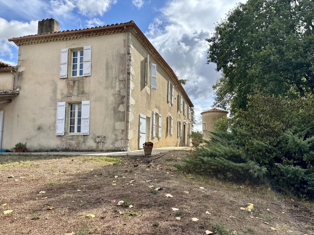 House in La Romieu, Occitania, France 3 - 18986000