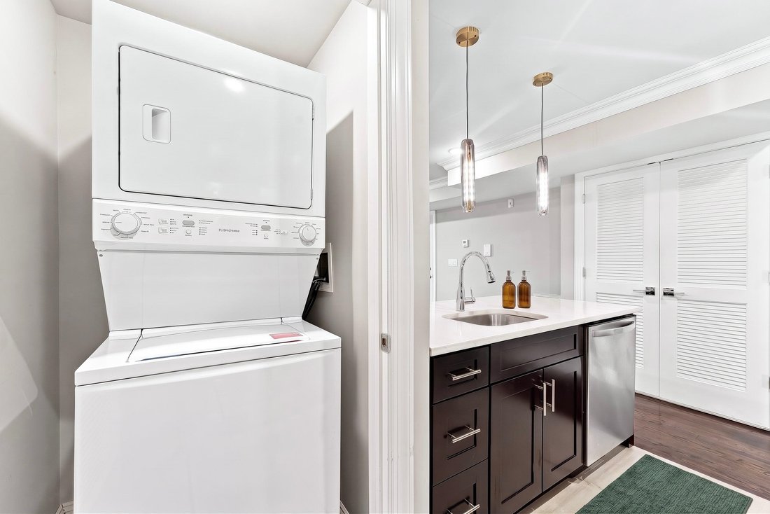 Condo in Jersey City, New Jersey, United States 4 - 18984125