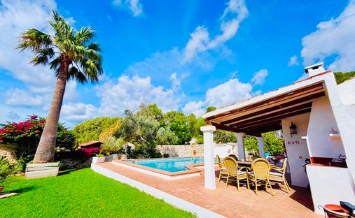 Chalet in Sant Lluis, Balearic Islands, Spain 1
