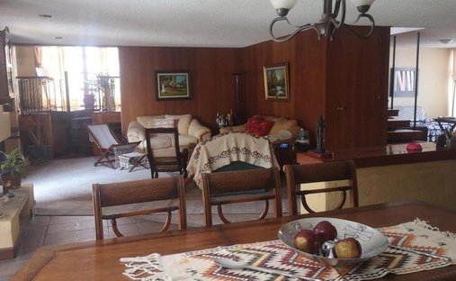 House in Naucalpan de Juárez, State of Mexico, Mexico 1
