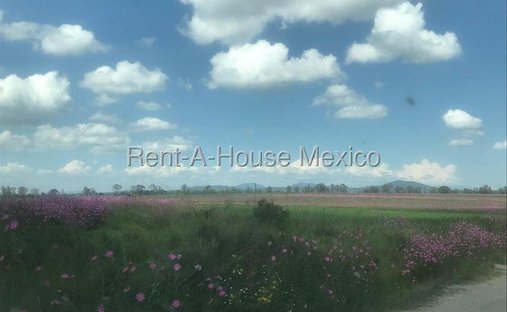 Land in Palmillas, State of Mexico, Mexico 1