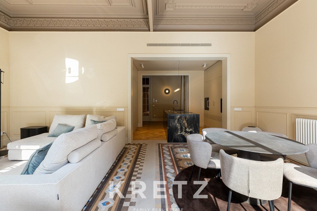 Apartment in Eixample, Barcelona, Spain 3 - 18985882