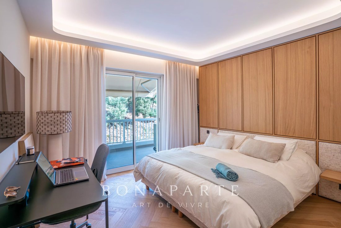 Apartment in Mandelieu-la-Napoule, Provence-Alpes-Côte d'Azur, France 5 - 18986286