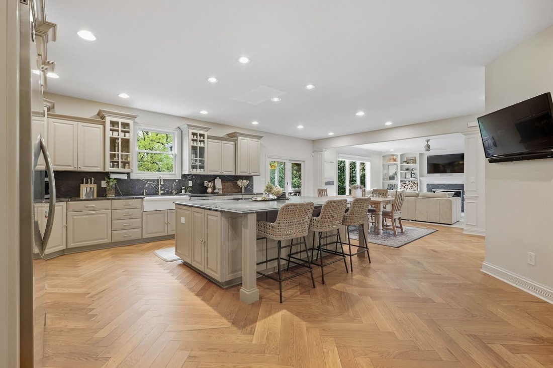 House in Zionsville, Indiana, United States 4 - 18985404