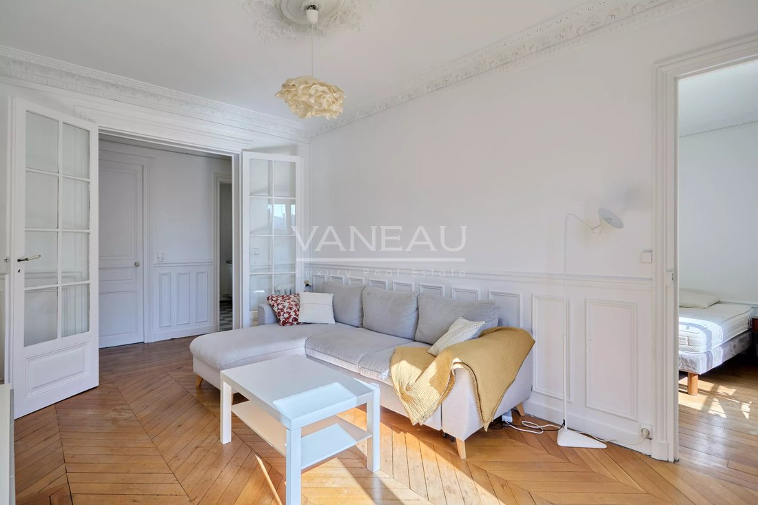 Apartment in Cambronne-Garibaldi, Paris 15e Arrondissement, Paris 2 - 18986016