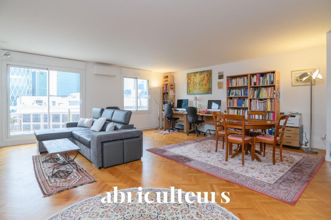 Apartment in Hôtel de Ville, Courbevoie, France 2 - 18986315