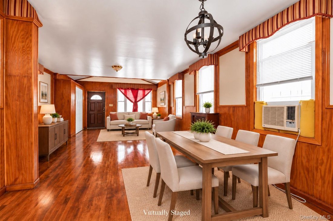 House in New York, New York, United States 2 - 18989342